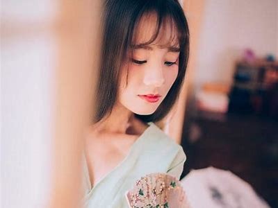 优质美女摄影作品集合，尽享视觉盛宴与艺术魅力！