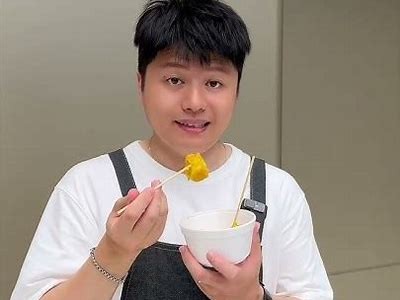 三生先生的好色口腔：探索美食与情感的交织