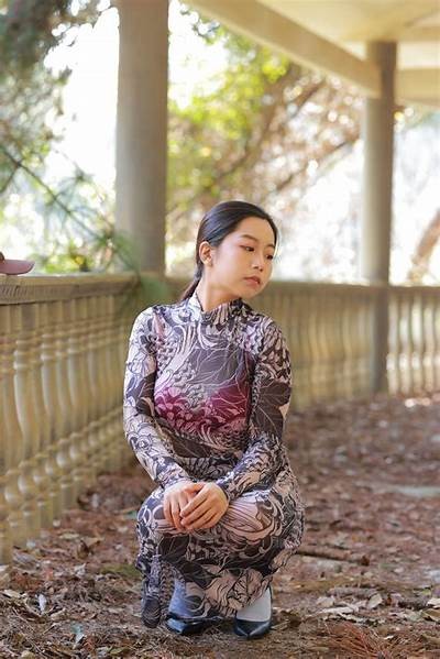 国模黄丹最新性感大片曝光，火热镜头引发热议！